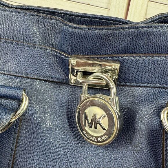 Michael Kors Saffiano Leather Chainlink Hamilton Tote Bag Navy Blue Silver - Picture 6 of 13